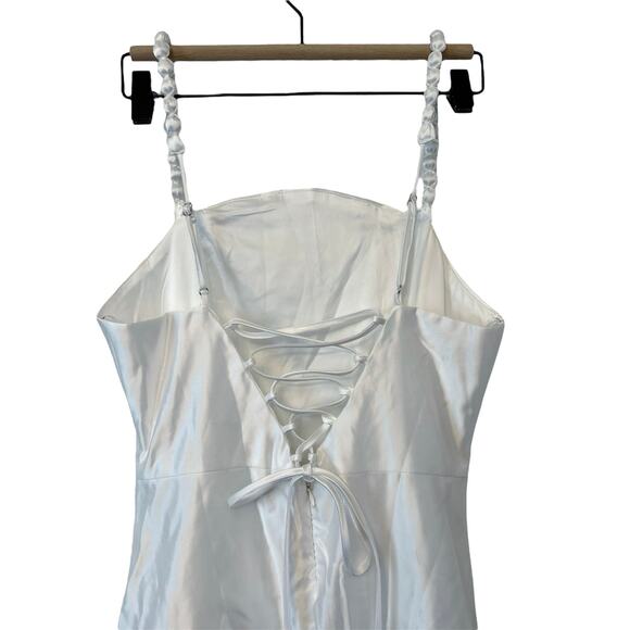NWT Lulus Modern Adoration White Satin Backless Lace-Up Maxi Dress Size M - Picture 8 of 11